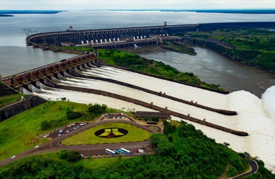 Presa hidroeléctrica de Iguazú - Itaipú