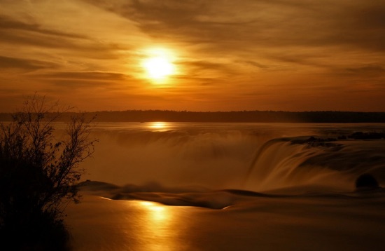 Visita Nocturna a las cataratas